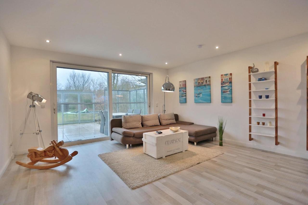 Ferienhaus Glockenstrasse Ferienwohnung Ostseehoehe Appartement 1 Scharbeutz Buitenkant foto